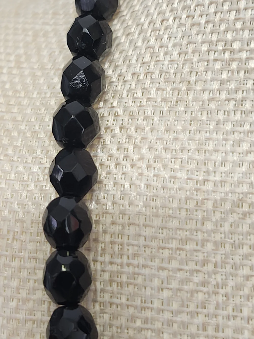 N/A elegant black